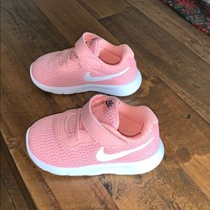 Baby girl’s Nike Gym shoes